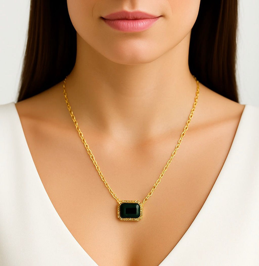 Necklace model 55