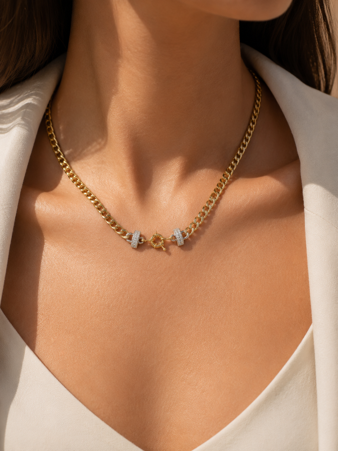 Necklace model 19