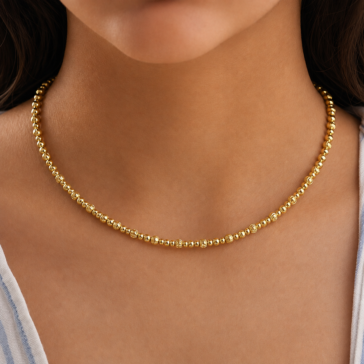 Necklace model 197