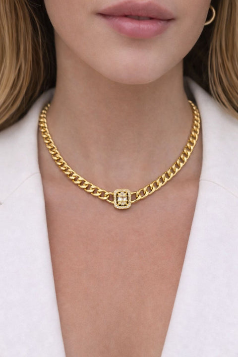 Necklace model 82