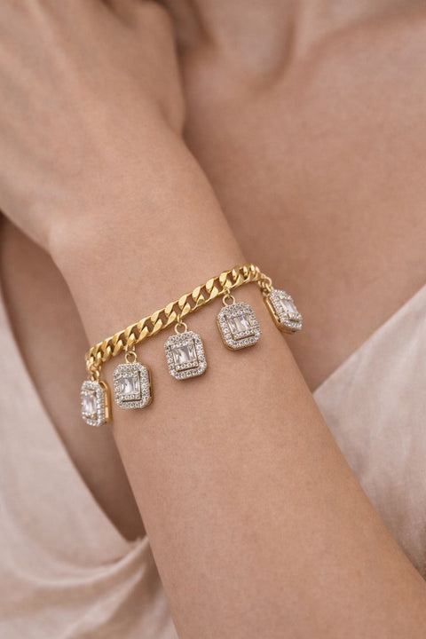 bracelet model 93
