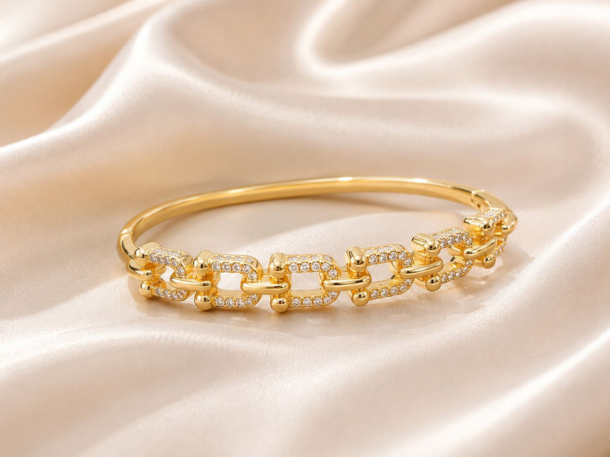 bracelet model 116