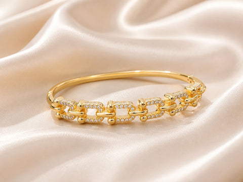 bracelet model 116