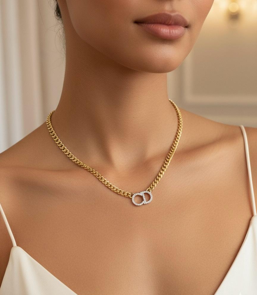 Necklace model 184