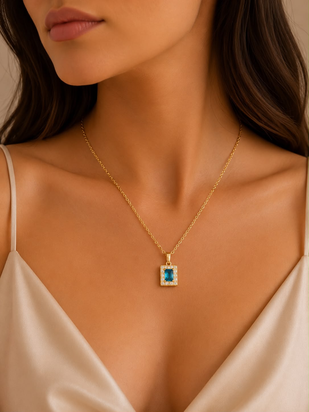 Necklace model 203