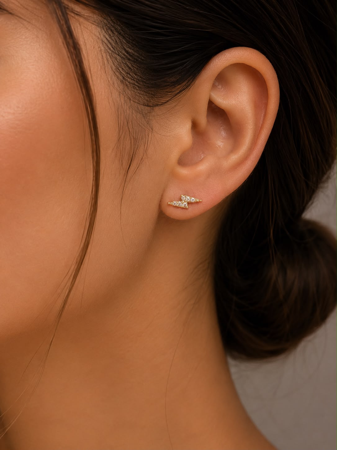 earring model 252