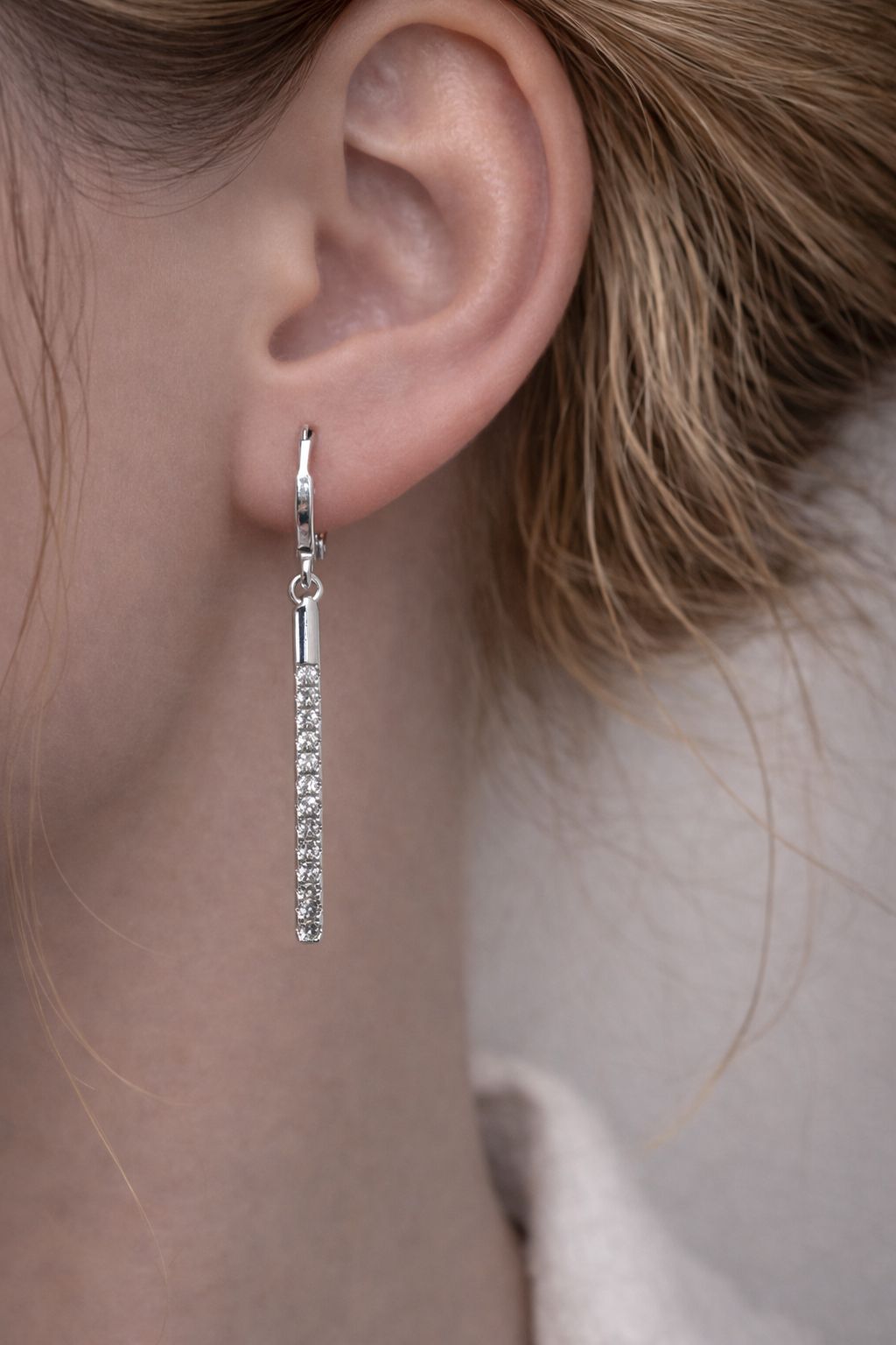 earring model 266