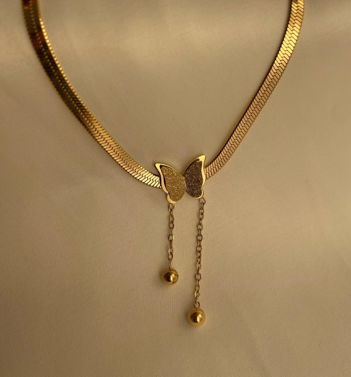 Necklace model 223