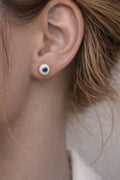 earring model 347